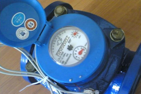 一種密封性好、不易滲水的光電直讀遠(yuǎn)傳水表